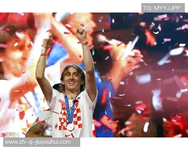 从贫困到绿茵传奇:那些走出困境的足球明星们的奋斗与荣耀